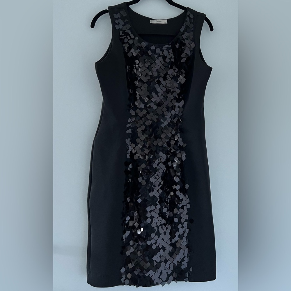 Black Dress  - good fit